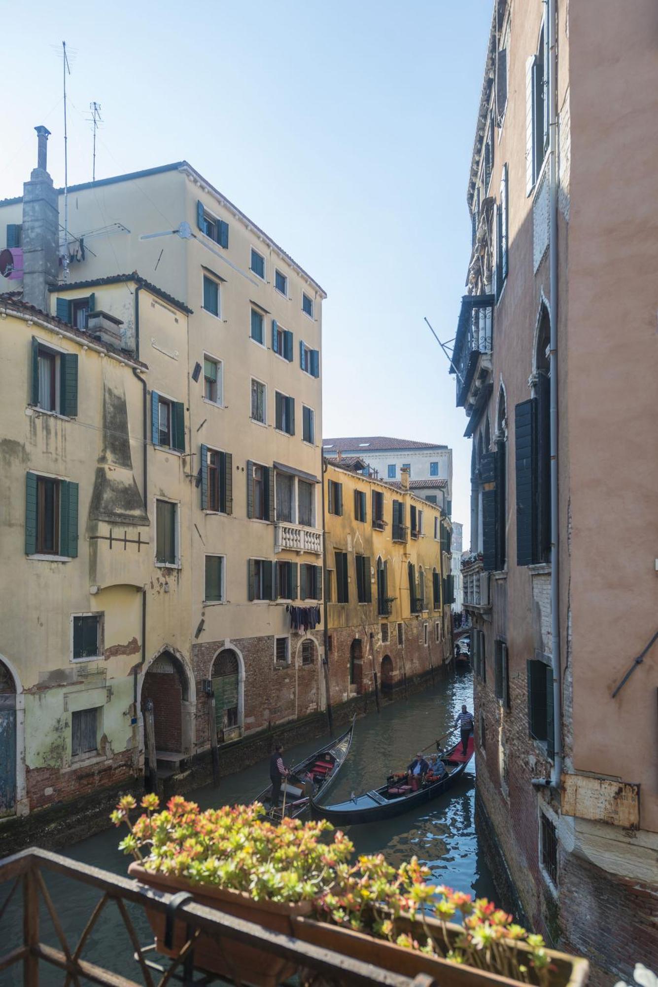 Tre Sestieri Terrace - Canal View 2024 Benátky Pokoj fotografie